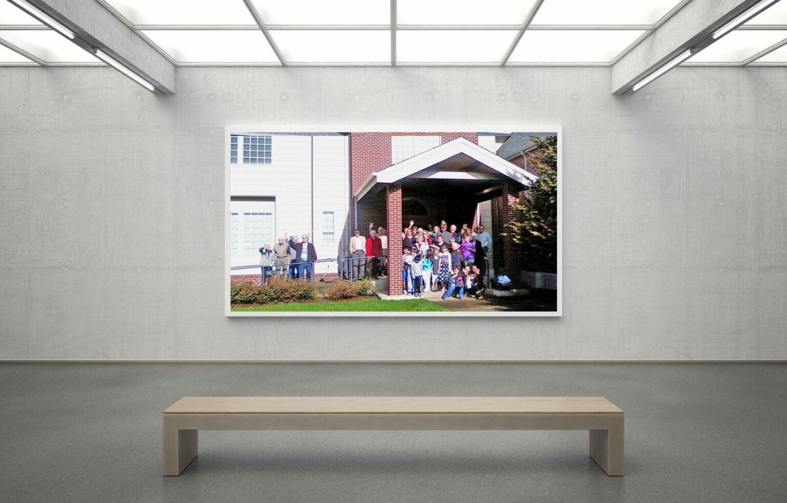 umc-gallery-group-outside